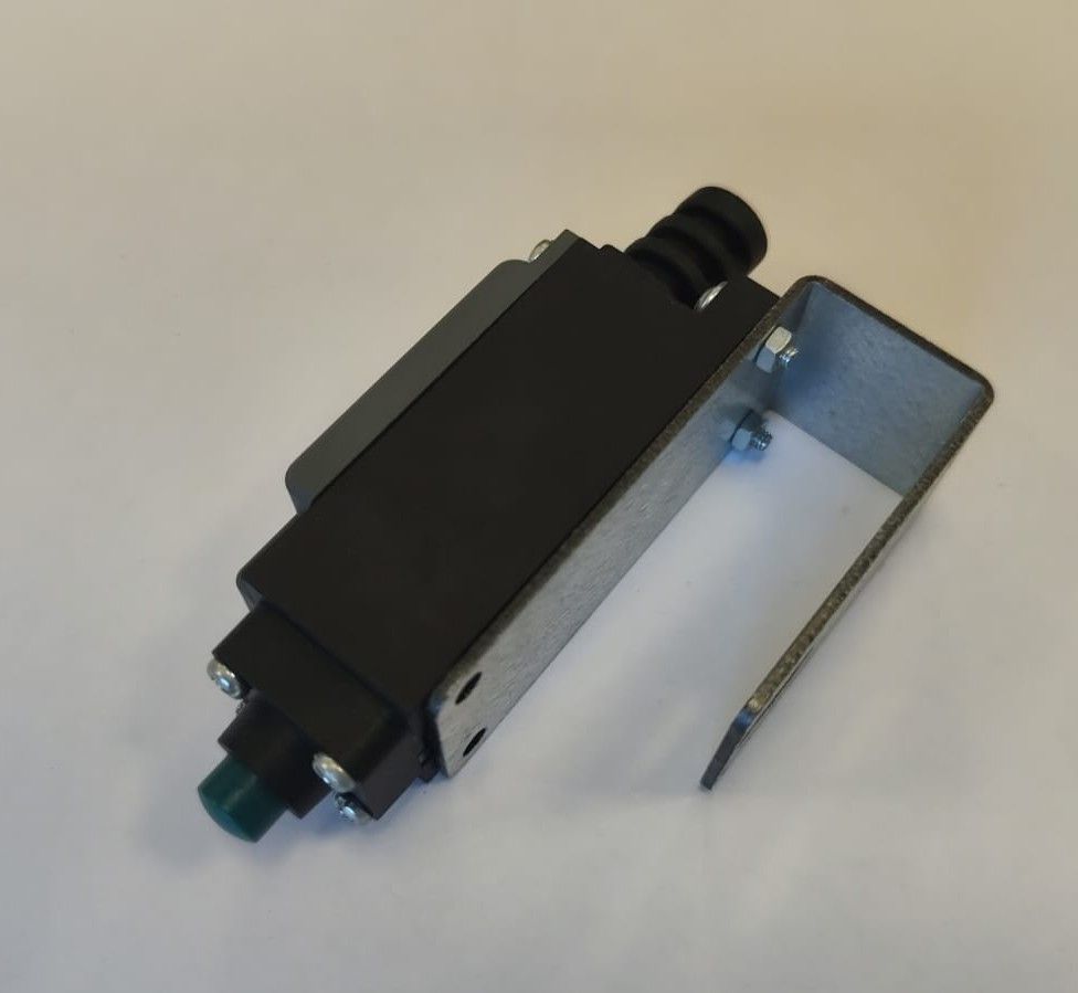 Крепление концевика для корпусов ЩРНМ (ЩМП) фото